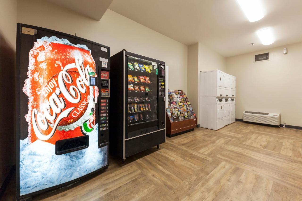 Extended Stay America Suites - Washington, Dc - Alexandria - Landmark Buitenkant foto