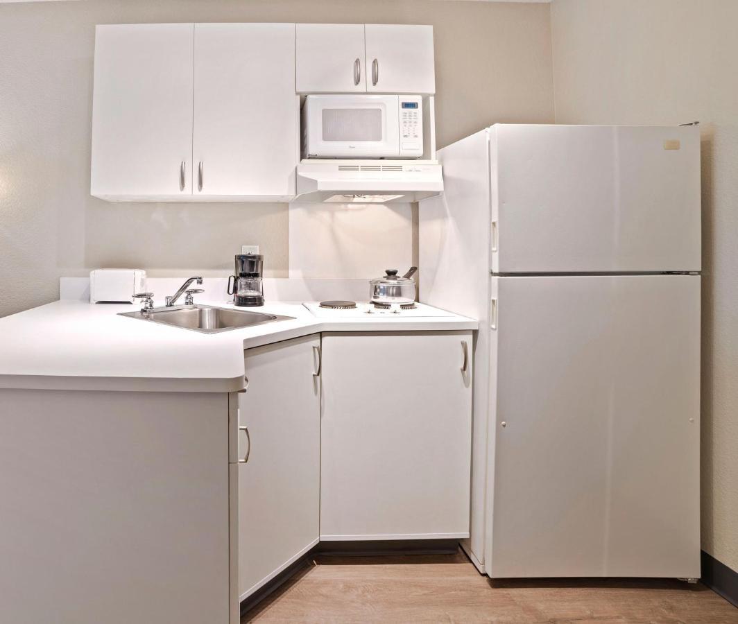 Extended Stay America Suites - Washington, Dc - Alexandria - Landmark Buitenkant foto