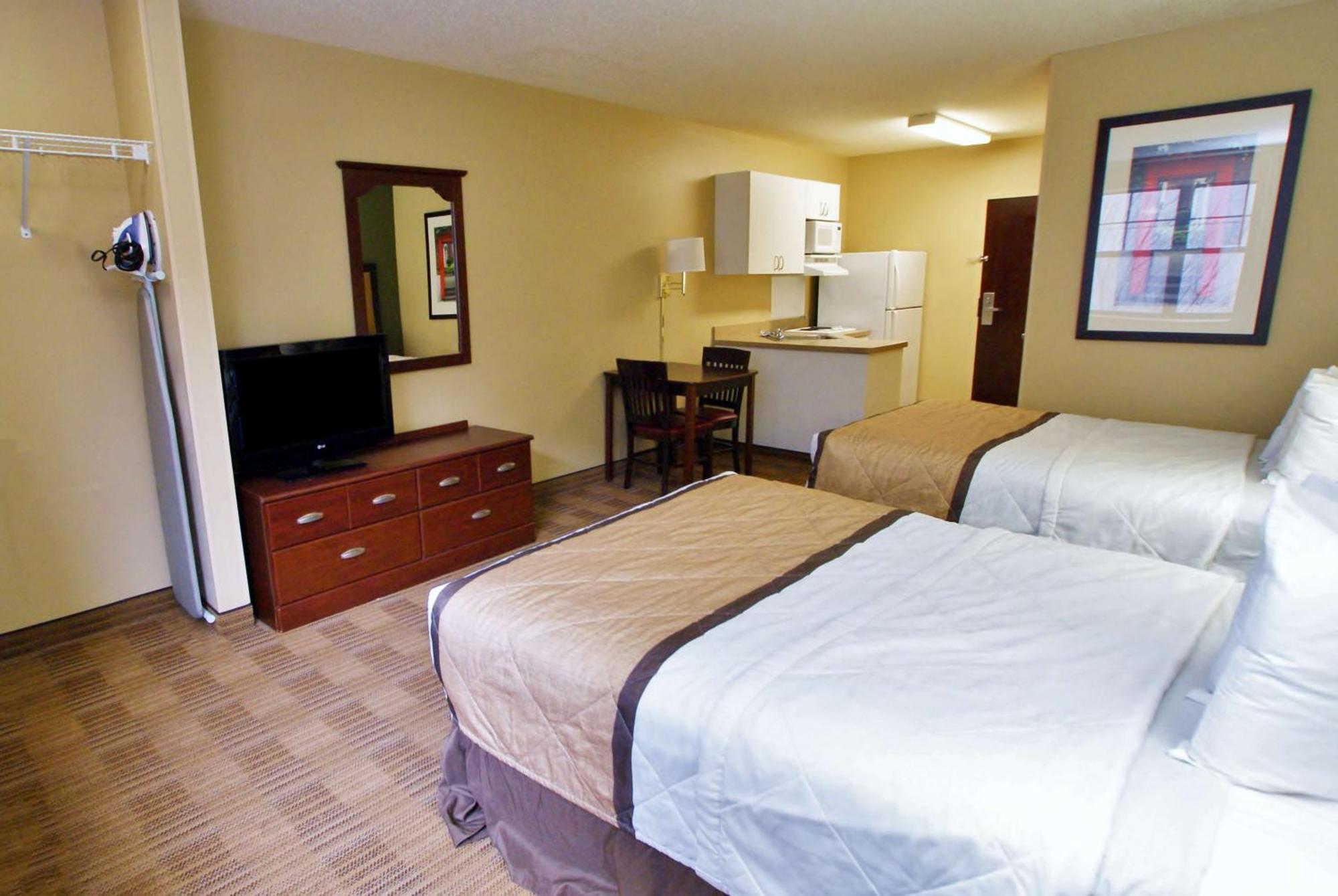 Extended Stay America Suites - Washington, Dc - Alexandria - Landmark Buitenkant foto
