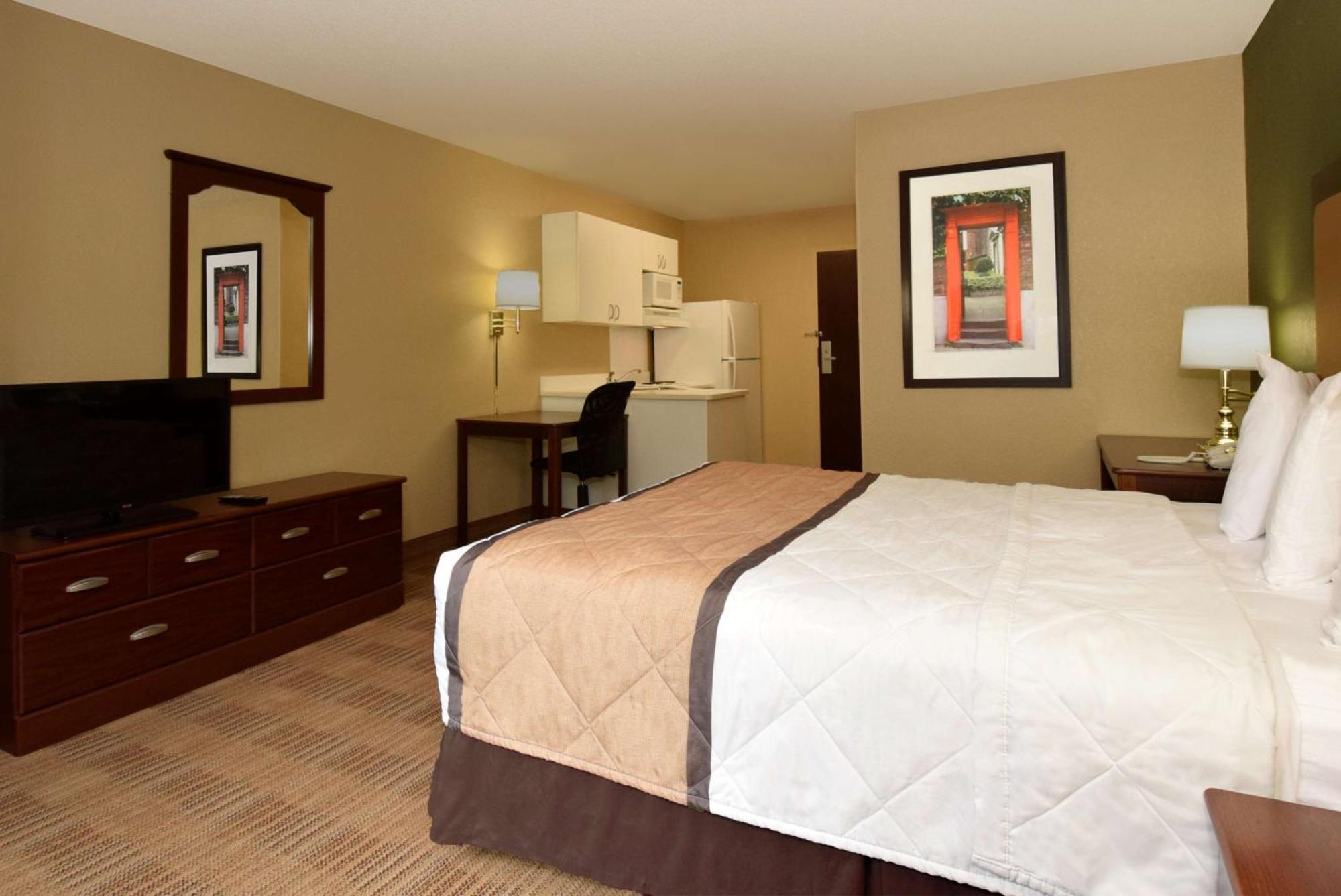 Extended Stay America Suites - Washington, Dc - Alexandria - Landmark Buitenkant foto