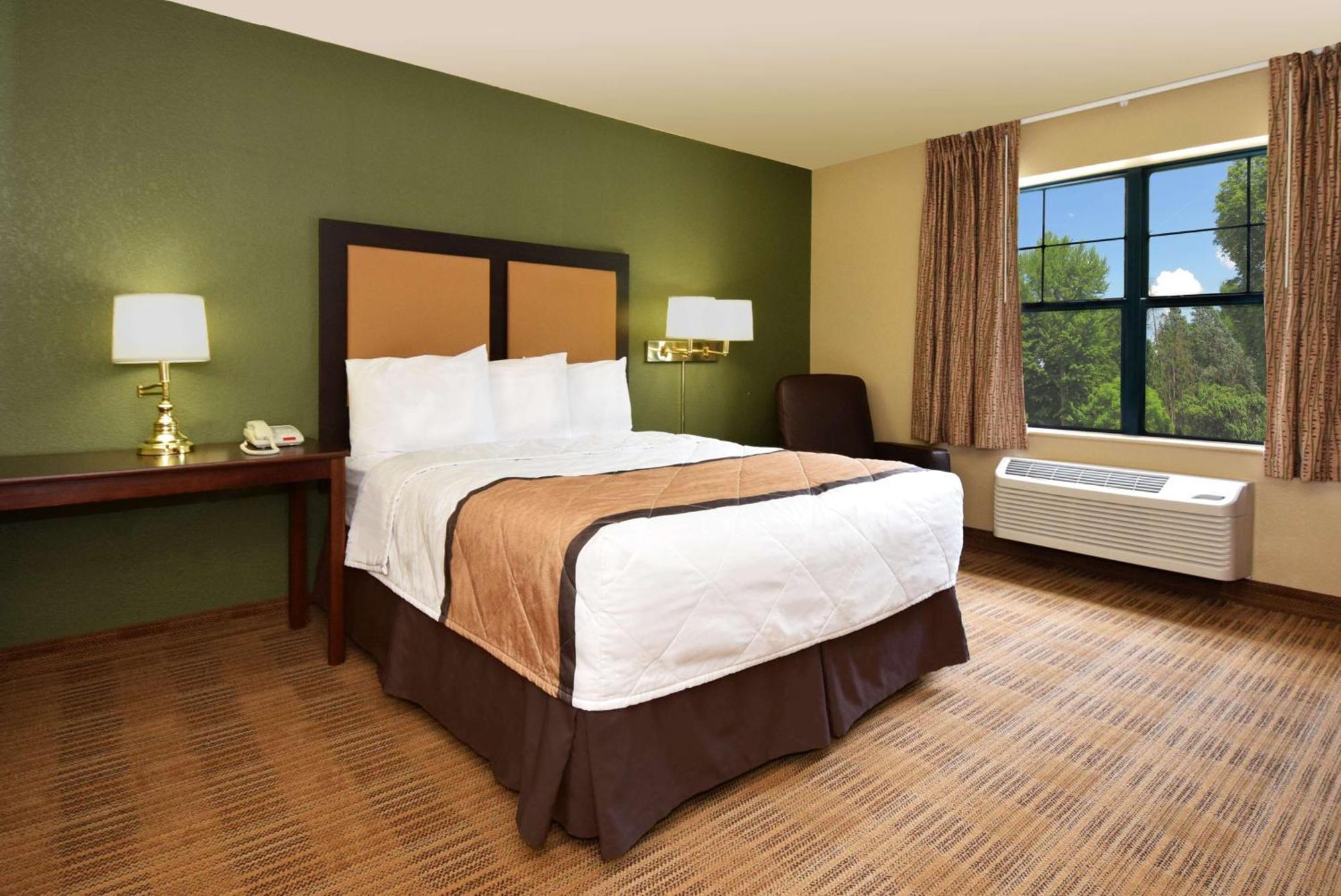 Extended Stay America Suites - Washington, Dc - Alexandria - Landmark Buitenkant foto