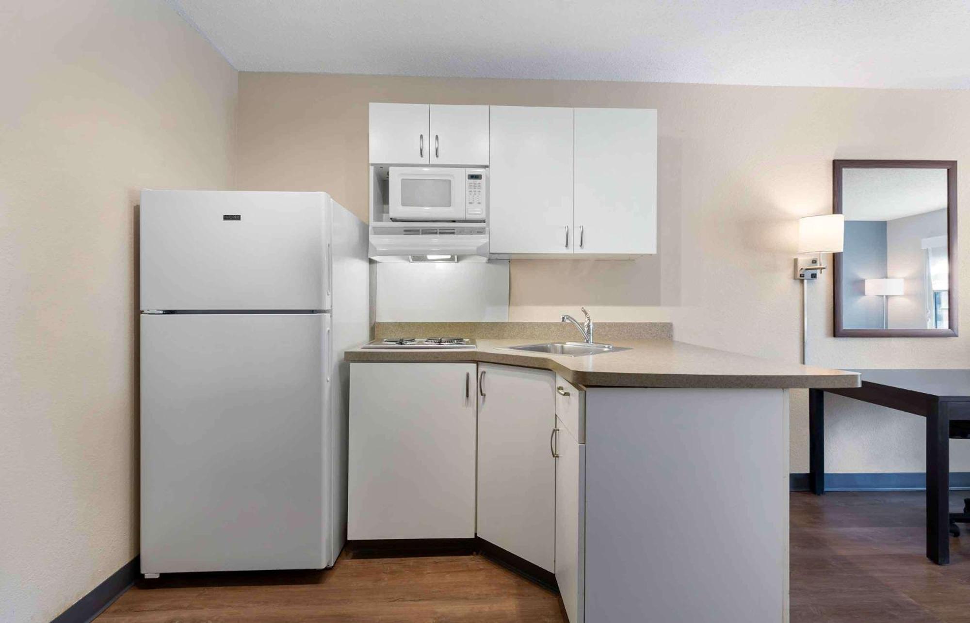 Extended Stay America Suites - Washington, Dc - Alexandria - Landmark Buitenkant foto