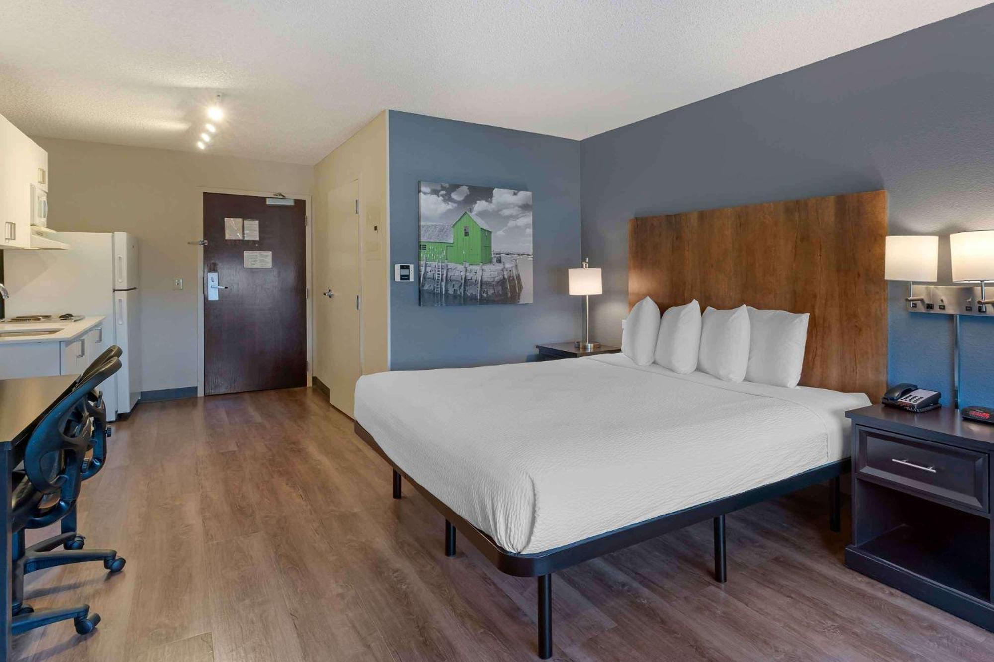 Extended Stay America Suites - Washington, Dc - Alexandria - Landmark Buitenkant foto