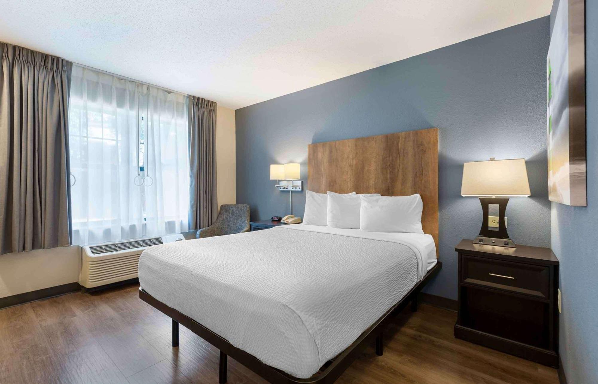 Extended Stay America Suites - Washington, Dc - Alexandria - Landmark Buitenkant foto