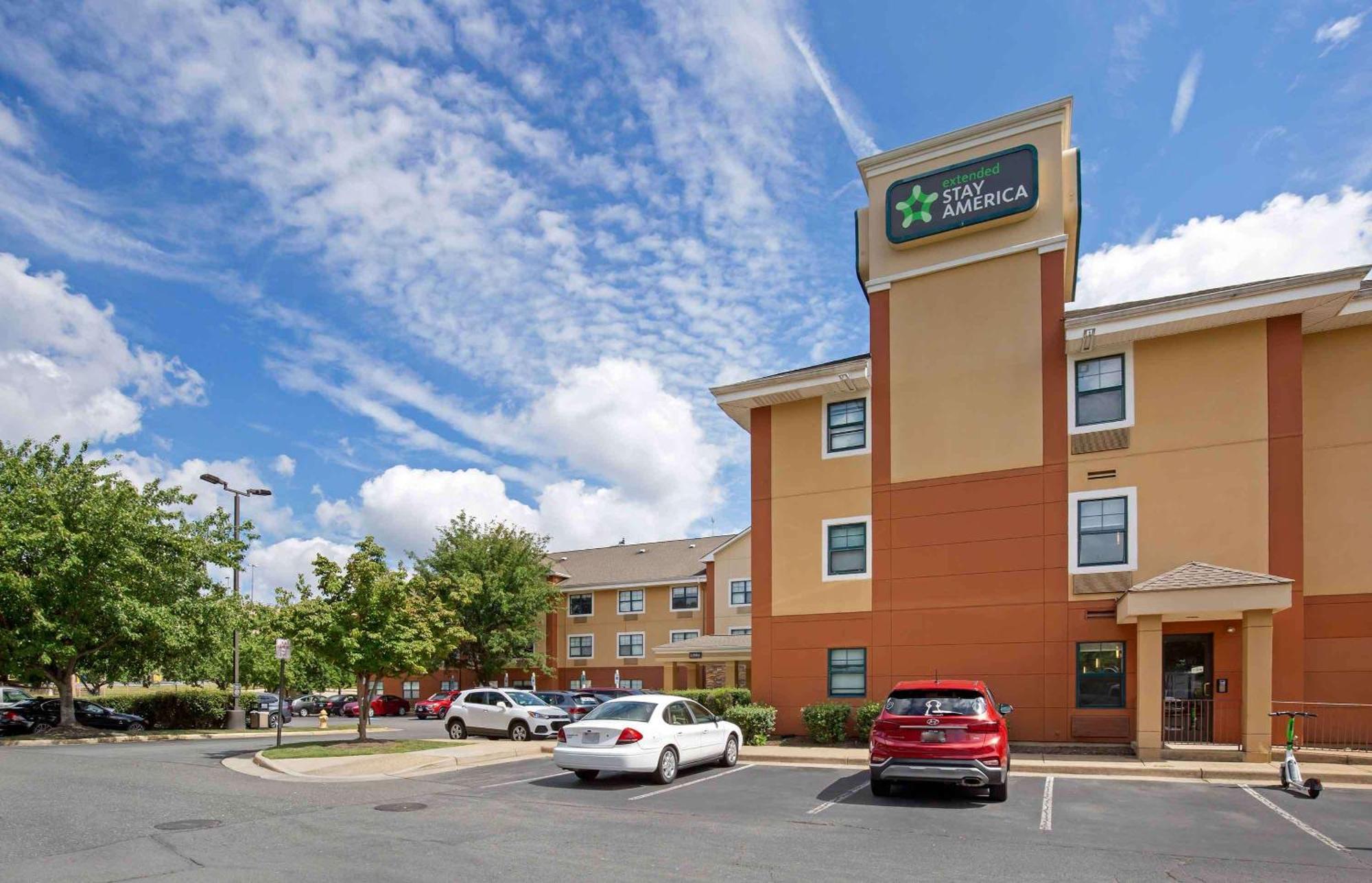 Extended Stay America Suites - Washington, Dc - Alexandria - Landmark Buitenkant foto